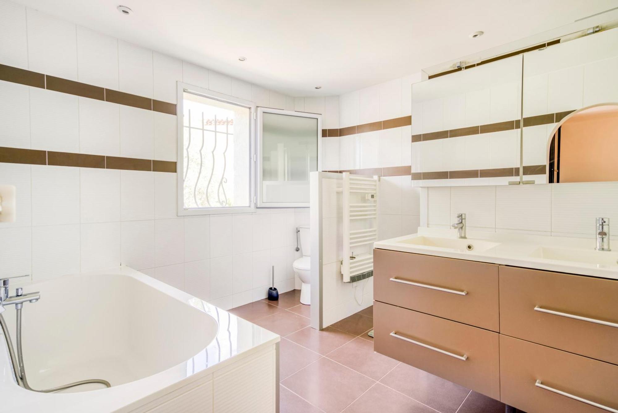 Belle Villa De Charme Avec Piscine Antibes Luaran gambar